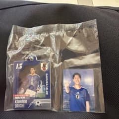 サッカー日本代表 鎌田大地 アクリルキーホルダー カードガチャ - メルカリ