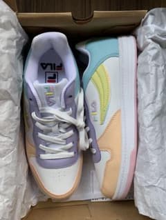 FILA FX Court Girls2 エフエックスコートスニーカー24.5のサムネイル