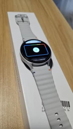 Galaxy Watch 4　シルバー 40mmのサムネイル