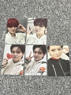 TREASURE ヨシノリ グッズセット ぬいぐるみ・うちわ・写真カード treasure ヨシ グッズセット うちわ トレカ - メルカリ