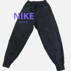 ★1000円引き★NIKEパンツ　ジャージ sサイズのサムネイル