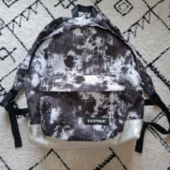 EASTPAK グラフィックリュック Y2Kのサムネイル