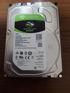 品薄放出」使用時間681h Seagate Barracuda 8TB「3」 - メルカリ