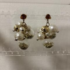 【値下げ交渉可能】 パールとガラスのピアス　付け替えキャッチ付のサムネイル