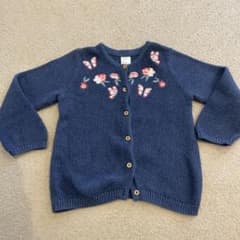 H＆M ニットカーディガン100のサムネイル