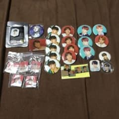 BTS J-HOPE 缶バッジ　キーホルダー　マグネットのサムネイル