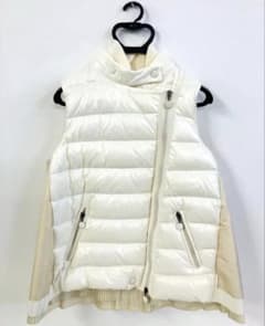 正規品　MONCLER ホワイト キルティングダウンベスト 美品正規品 MONCLER ホワイト キルティングダウンベスト - メルカリ