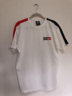 GRMY T-shirtのサムネイル