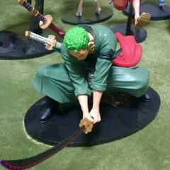 ワンピースフィギュアのサムネイル