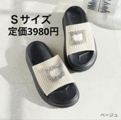 ビジュー付きサンダル　ホワイトベージュ　厚底のサムネイル