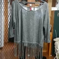 H&M　フリンジTシャツのサムネイル