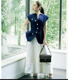 未使用 アキラナカ デザインベスト ジレ ネイビー - メルカリ