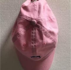 ステューシーのキャップのサムネイル