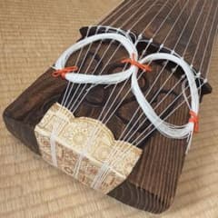 くり甲 綾杉彫り 刳甲 琴 13弦 箏 琴 13絃 くり甲 綾杉彫 - メルカリ