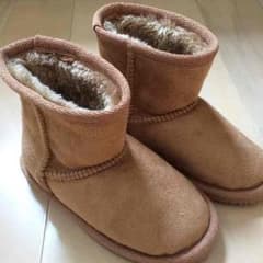 mai☆☆☆様専用 キッズ ムートンブーツ 16cmのサムネイル