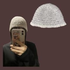 ビーニー　ハンドメイド　白×グレーのサムネイル