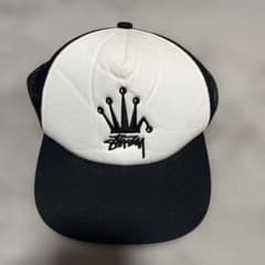 Stussy クラウンロゴメッシュキャップ ホワイト/ブラックのサムネイル