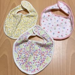 スタイ　花柄　3枚セットのサムネイル