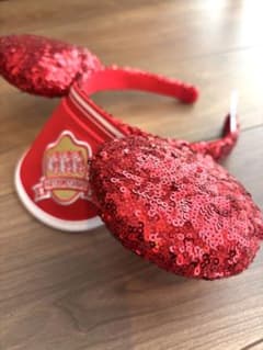 ⭐︎Disney⭐︎ディズニー スパンコールカチューシャ 赤のサムネイル