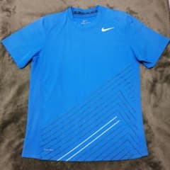 ナイキ　半袖Tシャツのサムネイル