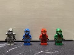 LEGO ニンジャゴー ミニフィグ 4体セットのサムネイル