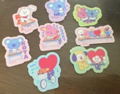 BT21 グミ2  8枚セットのサムネイル