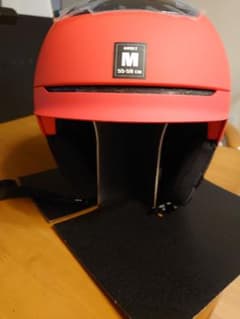 オークリースキーヘルメットのサムネイル