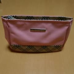 BURBERRY　ポーチ　ピンクのサムネイル