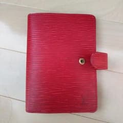 値下げしましたルイヴィトンエピ手帳のサムネイル