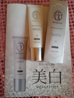 coco様専用   BIHACURE  ビハキュア  薬用美白クリームのサムネイル