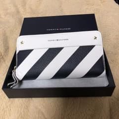 トミーフィルフィガー 財布のサムネイル