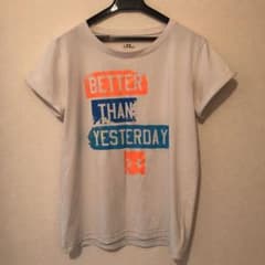 アンダーアーマー　Tシャツ☺︎☺︎のサムネイル