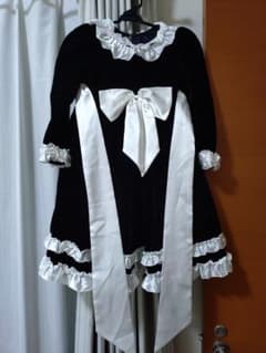 黒のベロアワンピース（チュチュ付き）のサムネイル