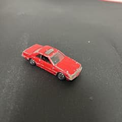 トミカ　スカイライン　2000 ターボ　gt-es ミニカー　日本製のサムネイル