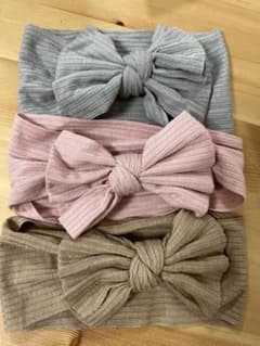新品　ヘアバンド　子供のサムネイル