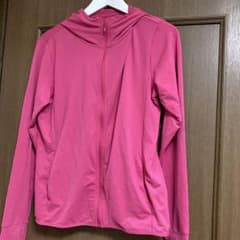 ユニクロ　エアリズムパーカーのサムネイル