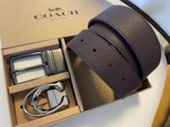 新品coachコーチレザーリバーシブルフリーサイズベルトギフト箱付き