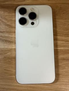 オクト様専用】iPhone 15 Pro 256GB ホワイトチタニウム 箱○ - メルカリ