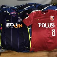 浦和レッズ サンフッチェ広島 ユニフォームのサムネイル