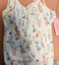 Chacott 花柄タンクトップ 内蔵ブラ付きのサムネイル