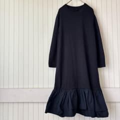COS コス フリル ニットワンピース ドッキング 切替 ティアード 紺 美品