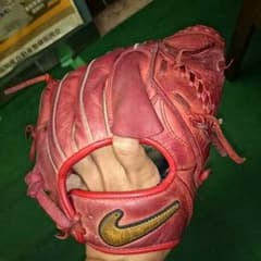 ナイキ 松坂大輔モデル ピッチャー用グラブのサムネイル