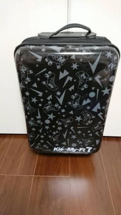 Kis-My-Ft2〜キャリーケースのサムネイル
