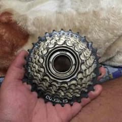 自転車 スプロケットのサムネイル