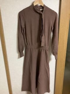 ブラウン ニットワンピース Mサイズのサムネイル