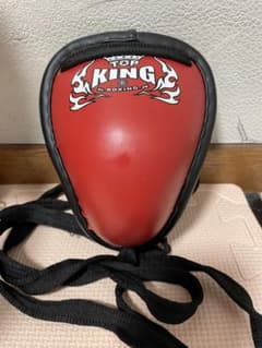 【最終お値下げ】トップキング　ファールカップ　Lサイズ　赤黒のサムネイル