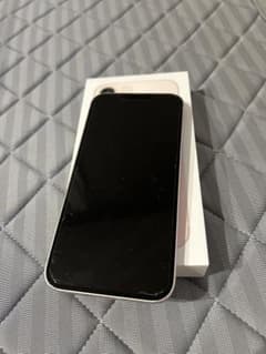 Apple iPhone 13 本体のサムネイル