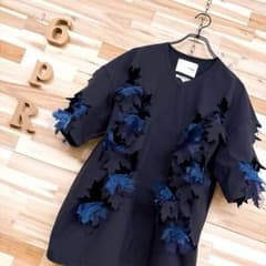 激レア/美品【ヨシオクボ】レーザー リーフ ビッグシルエット 半袖Tシャツ 黒 激レア/美品【ヨシオクボ】レーザー リーフ ビッグシルエット 半袖T