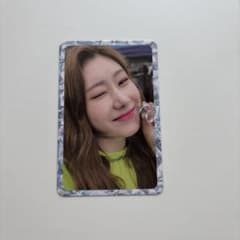 ITZY IT'Z ICY トレカ CHAERYEONGのサムネイル