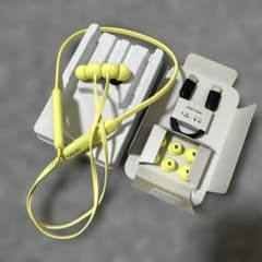 Beats Flex ワイヤレスイヤホン 本体 ゆずイエロー - メルカリ